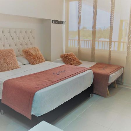 Apartamento Frente Al Malecon กัวตาเป ภายนอก รูปภาพ